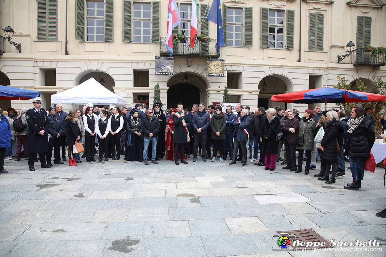 VBS_6778 - Fiera dei Santi - 12.ma Fiera Nazionale del Tartufo.jpg